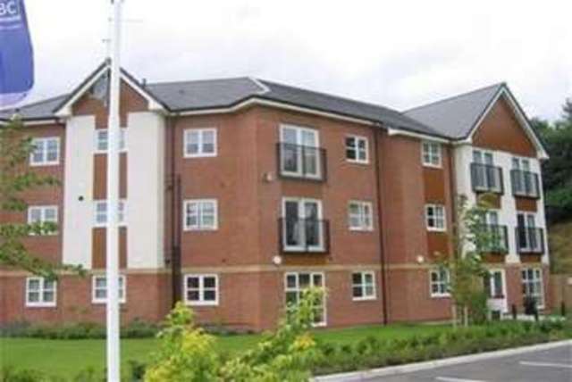  Image of 2 bedroom Flat to rent in Clearwater Quays Warrington WA4 at Warrington, WA4 1DE