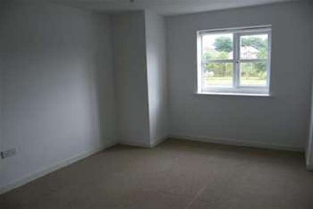  Image of 2 bedroom Flat to rent in Clearwater Quays Warrington WA4 at Warrington, WA4 1DE