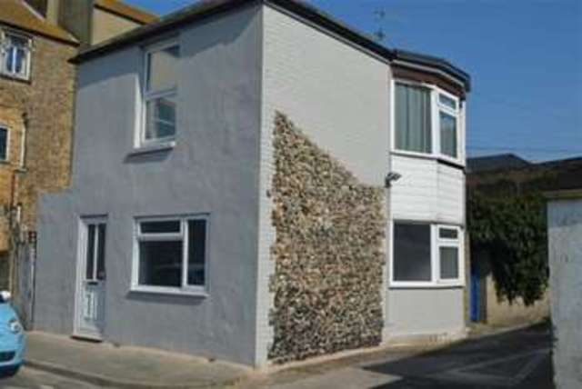  Image of 2 bedroom Detached house to rent in Clifton Road Margate CT9 at Margate, CT9 2BP