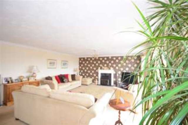  Image of 4 bedroom Detached house for sale in Clovelly Drive Minster on Sea Sheerness ME12 at Minster On Sea Kent Sheerness, ME12 2SF
