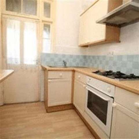 Image of 3 bedroom Semi-Detached house to rent in Cobham Road Ilford IG3 at Cobham Road  Ilford, IG3 9JW
