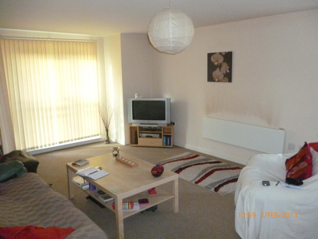  Image of 2 bedroom Apartment to rent in College View Dewsbury WF13 at College View  Carlton Road, Dewsbury, West Y, WF13 2AN