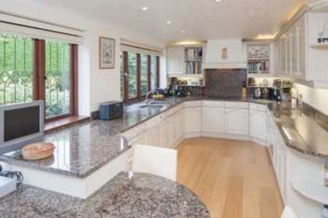  Image of 6 bedroom Detached house for sale in Terrys Lane Cookham Maidenhead SL6 at COOKHAM, SL6 9TJ
