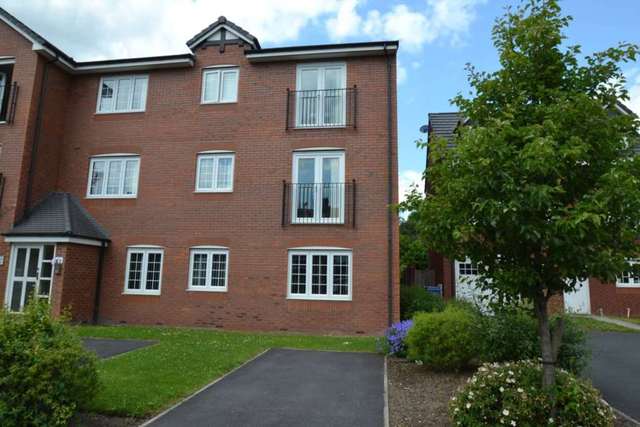  Image of 2 bedroom Apartment to rent in Corbel Way Eccles Manchester M30 at Clifton Road Monton Village Manchester, M30 9GH
