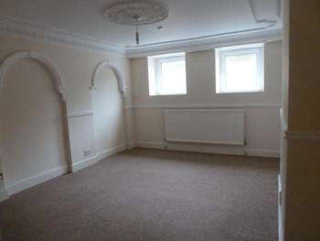  Image of 1 bedroom Flat to rent in Kensington Road Lowestoft NR33 at Cornerways 12 Kensington Road Lowestoft, NR33 0HY