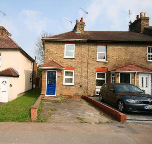 Image of 2 bedroom End of Terrace to rent in Crescent Road Warley Brentwood CM14 at Crescent Road  Brentwood, CM14 5JB