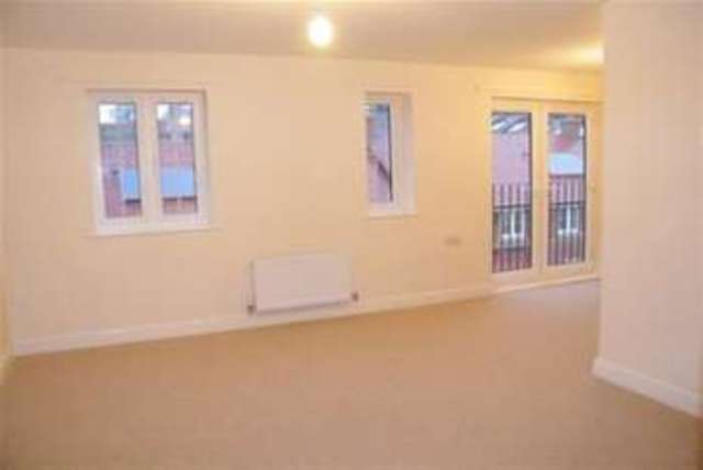  Image of 1 bedroom Flat to rent in Crocker Way Wincanton BA9 at Wincanton, BA9 9FX