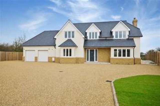  Image of 5 bedroom Detached house for sale in High Road Thornwood Epping CM16 at Thornwood Essex Ongar, CM16 6LZ
