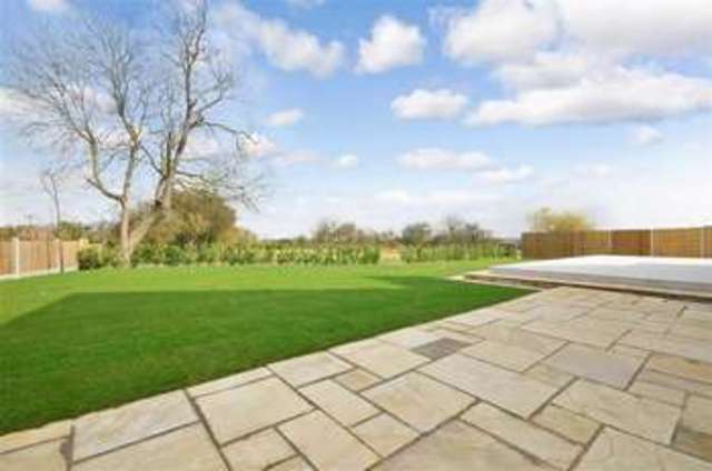  Image of 5 bedroom Detached house for sale in High Road Thornwood Epping CM16 at Thornwood Essex Ongar, CM16 6LZ