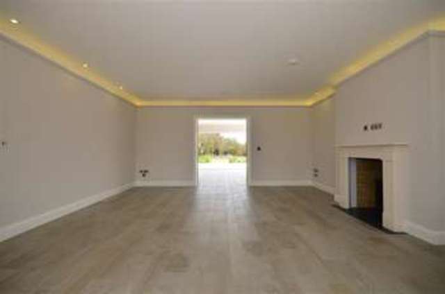  Image of 5 bedroom Detached house for sale in High Road Thornwood Epping CM16 at Thornwood Essex Ongar, CM16 6LZ
