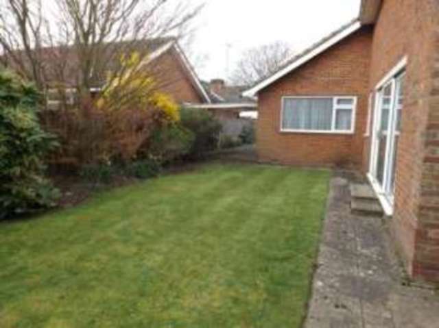  Image of 3 bedroom Bungalow for sale in Crowborough Drive Goring-by-Sea Worthing BN12 at Goring-by-Sea Worthing Goring-by-Sea, BN12 4UQ