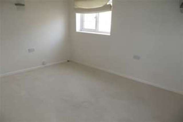  Image of 3 bedroom Detached house to rent in Deacon Court Woolton Liverpool L25 at Liverpool, L25 5HT