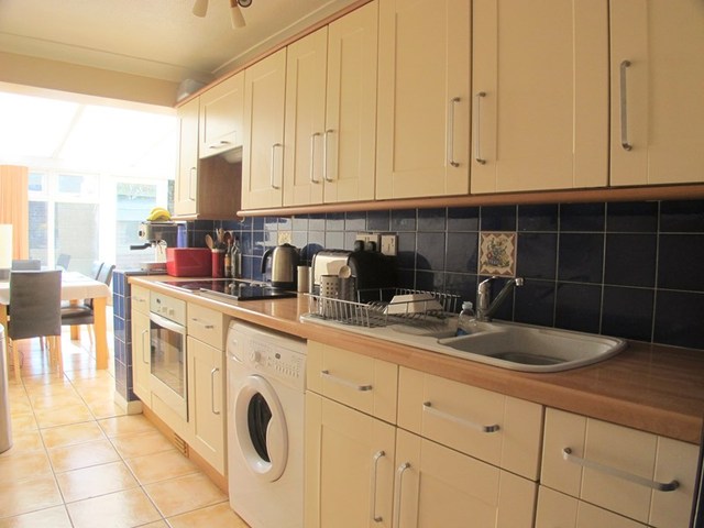 Image of 1 bedroom Apartment for sale in Deane Gardens Lee-on-the-Solent PO13 at Deane Gardens  Lee-On-The-Solent, PO13 8JZ