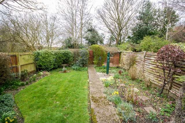  Image of 3 bedroom Semi-Detached house for sale in Dell Field Close Berkhamsted HP4 at Dellfield Close  Berkhamsted, HP4 1DS