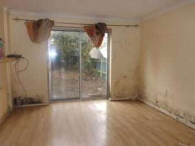  Image of 2 bedroom Semi-Detached house for sale in Dongola Road Strood Rochester ME2 at Rochester Kent Frindsbury, ME2 3AX