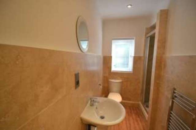  Image of 1 bedroom Apartment to rent in Downs Avenue Epsom KT18 at Downs Avenue  Epsom, KT18 5HL