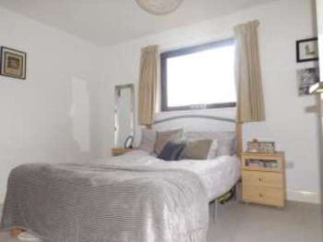  Image of 2 bedroom Flat for sale in Schooner Way Cardiff CF10 at Schooner Way Cardiff Cardiff, CF10 4DX