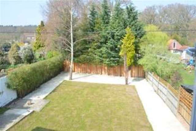  Image of 4 bedroom Bungalow to rent in Elm Hill Normandy Guildford GU3 at Guildford, GU3 2JA