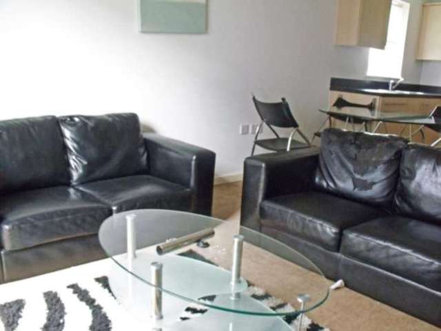  Image of 2 bedroom Apartment to rent in Elmira Way Salford M5 at Elmira Way Salford Quays Salford, M5 3DE