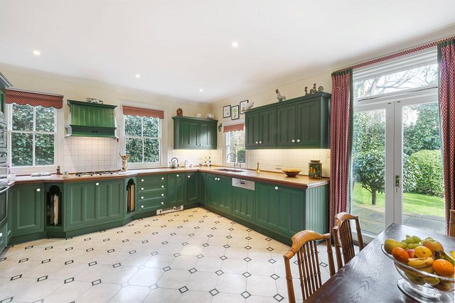  Image of 6 bedroom Detached house for sale in Elms Road London SW4 at London  Clapham Common, SW4 9ER