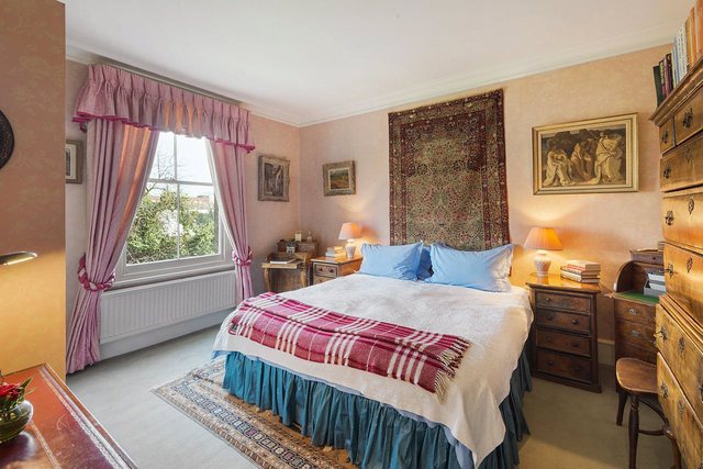  Image of 6 bedroom Detached house for sale in Elms Road London SW4 at London  Clapham Common, SW4 9ER