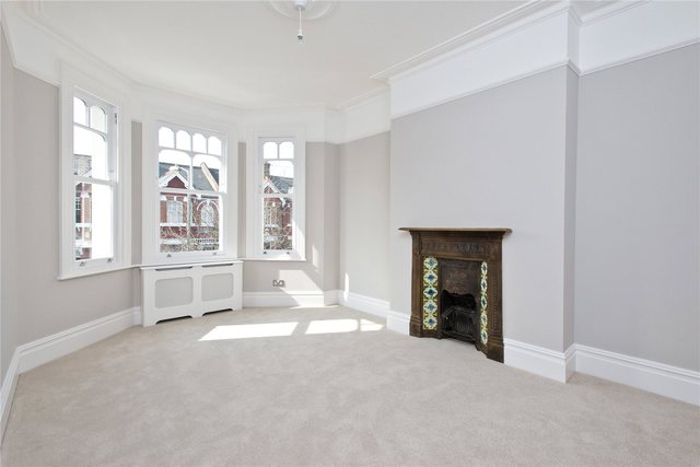  Image of 5 bedroom Terraced house for sale in Elsenham Street London SW18 at London  West Hill, SW18 5NZ