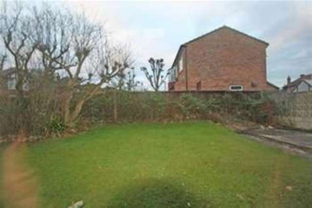  Image of 3 bedroom Detached house to rent in Elvaston Road Nottingham NG8 at Nottingham, NG8 1JT