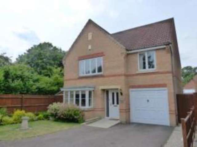  Image of 4 bedroom Detached house for sale in Embleton Way Buckingham MK18 at Buckingham Buckinghamshire Buckingham, MK18 1FJ