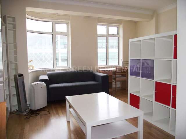  Image of Studio flat to rent in Euston Road London NW1 at Euston Road Euston London, NW1 3AA