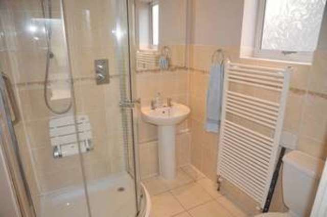  Image of 3 bedroom Semi-Detached house for sale in Evans Close Eynsham Witney OX29 at Evans Close Eynsham Witney, OX29 4QY