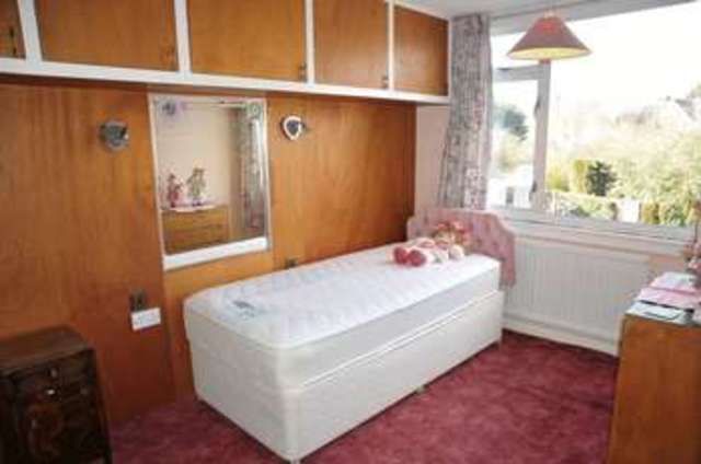  Image of 3 bedroom Semi-Detached house for sale in Evans Close Eynsham Witney OX29 at Evans Close Eynsham Witney, OX29 4QY