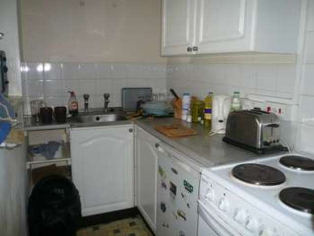  Image of 1 bedroom Apartment to rent in Blackboy Road Exeter EX4 at 68 Blackboy Road  Exeter, EX4 6TB