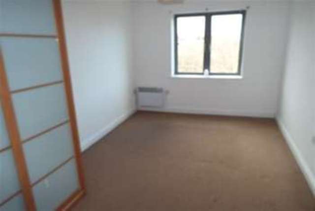  Image of 2 bedroom Flat to rent in Fletcher Road Gateshead NE8 at Gateshead, NE8 2AY