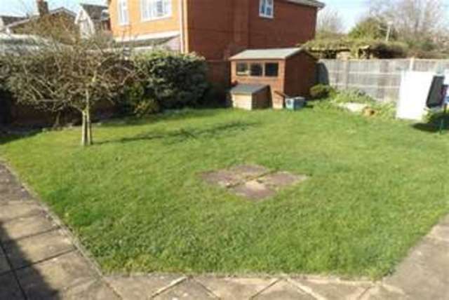  Image of 4 bedroom Detached house to rent in Fennec Close Cherry Hinton Cambridge CB1 at Cambridge, CB1 9GG