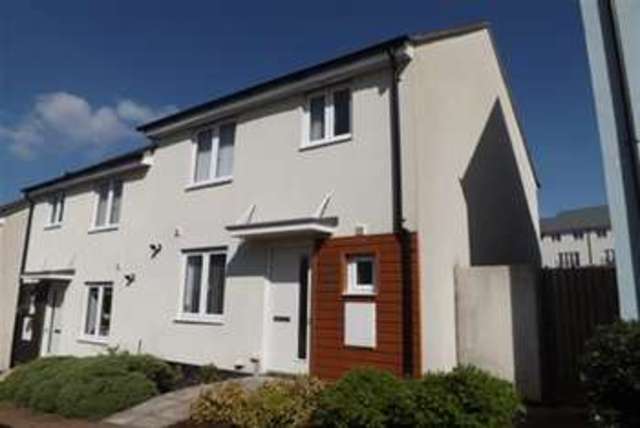  Image of 3 bedroom Detached house to rent in Fleetwood Gardens Plymouth PL6 at Plymouth, PL6 6FB