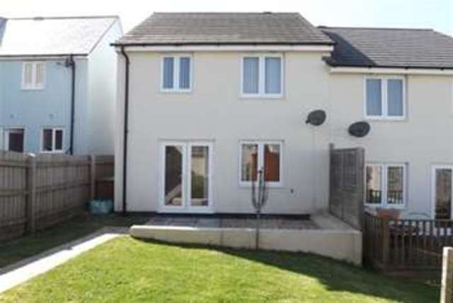  Image of 3 bedroom Detached house to rent in Fleetwood Gardens Plymouth PL6 at Plymouth, PL6 6FB