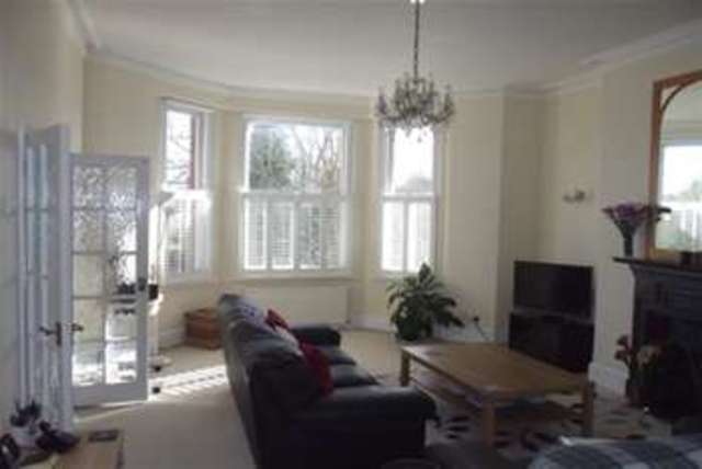  Image of 2 bedroom Flat to rent in Shorncliffe Road Folkestone CT20 at Folkestone, CT20 2NA