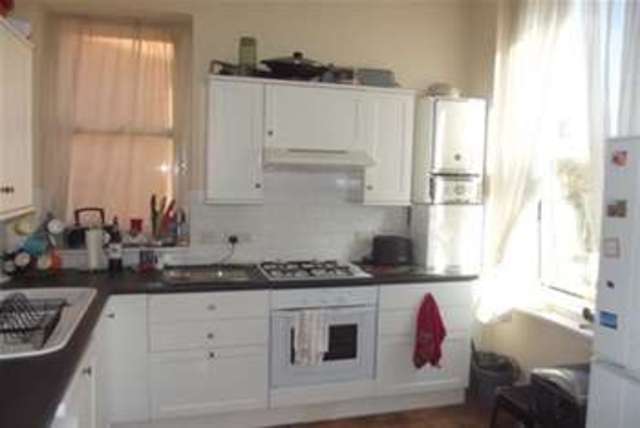  Image of 2 bedroom Flat to rent in Shorncliffe Road Folkestone CT20 at Folkestone, CT20 2NA