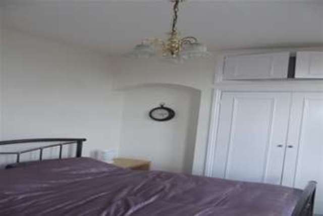  Image of 2 bedroom Flat to rent in Shorncliffe Road Folkestone CT20 at Folkestone, CT20 2NA