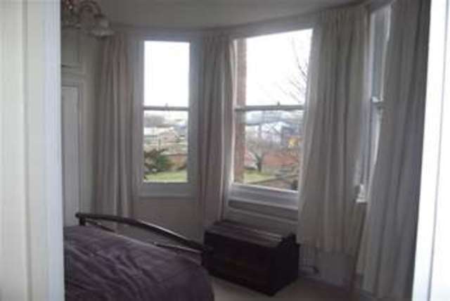  Image of 2 bedroom Flat to rent in Shorncliffe Road Folkestone CT20 at Folkestone, CT20 2NA