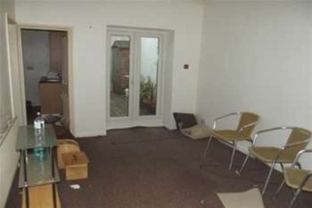  Image of 1 bedroom Flat to rent in Dover Road Folkestone CT20 at Folkestone, CT20 1LA