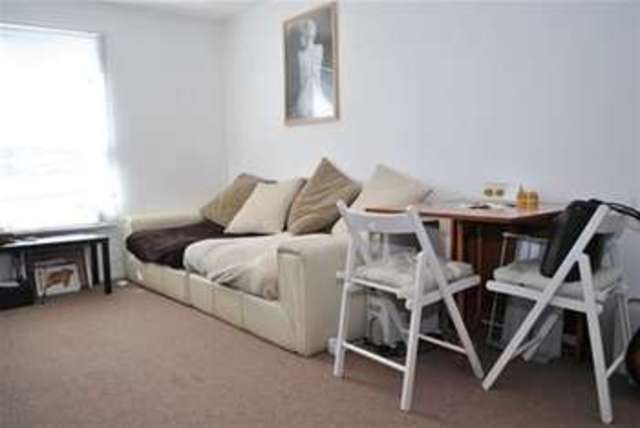  Image of 1 bedroom Flat to rent in Forest Road London E17 at Forest Road  London, E17 6JT