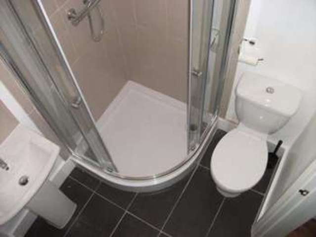  Image of House Share to rent in Frant Road Thornton Heath CR7 at Frant Road  Thornton Heath, CR7 7JW