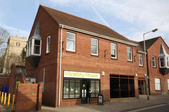  Image of 1 bedroom Apartment to rent in Frogmore Street Tring HP23 at Frogmore Street  Tring, HP23 5AU