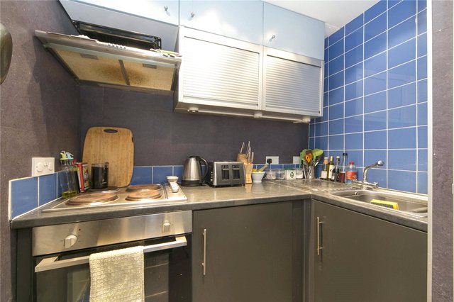  Image of 1 bedroom Flat to rent in Gascoyne Road London E9 at London  Victoria Park, E9 7BH