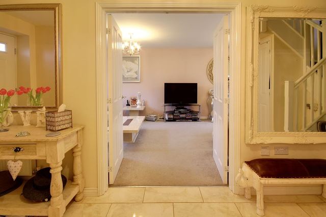  Image of 5 bedroom Detached house for sale in Gloch Wen Close Rhiwderin Newport NP10 at Gloch Wen Close Rhiwderin Newport, NP10 8UN