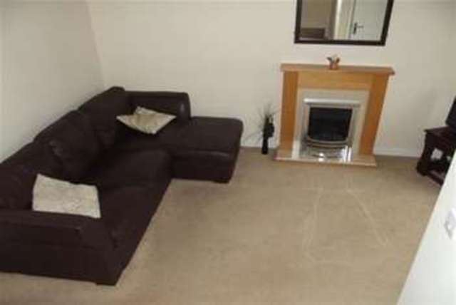  Image of 2 bedroom Semi-Detached house to rent in Glover Road Castle Donington Derby DE74 at Derby, DE74 2GL