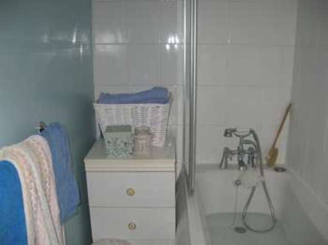  Image of 2 bedroom Semi-Detached house for sale in Gordon Road Fareham PO16 at Fareham Hampshire Fareham, PO16 7TQ