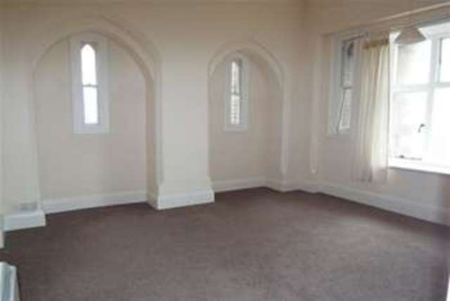  Image of 2 bedroom Flat to rent in Victoria Parade Ramsgate CT11 at Ramsgate, CT11 8DF