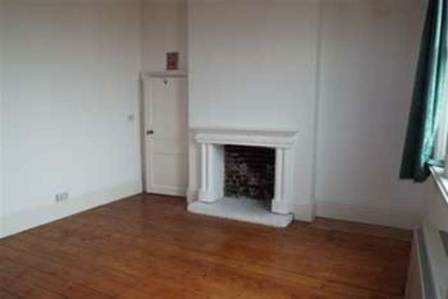  Image of 2 bedroom Flat to rent in Victoria Parade Ramsgate CT11 at Ramsgate, CT11 8DF